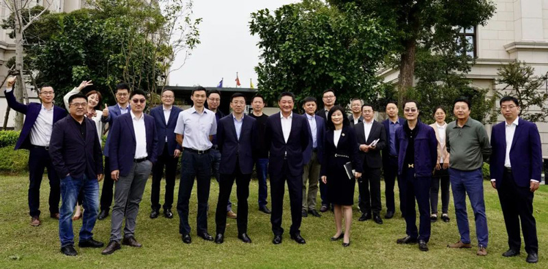 圣象集團干部任命大會圓滿舉行！陳曉蔚出任圣象集團執(zhí)行總裁